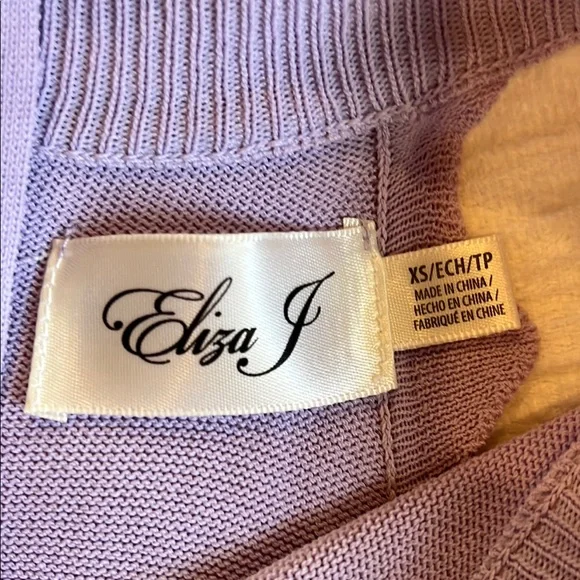 Lavender Ribbed Mock Neck Sleeveless Dress - Picture 2 of 5